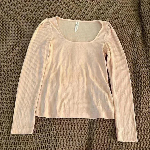 Anthropologie - Ribbed Long Sleeve Scoop Neck Top COLOR Peach - SIZE X-SMALL - Picture 2 of 4